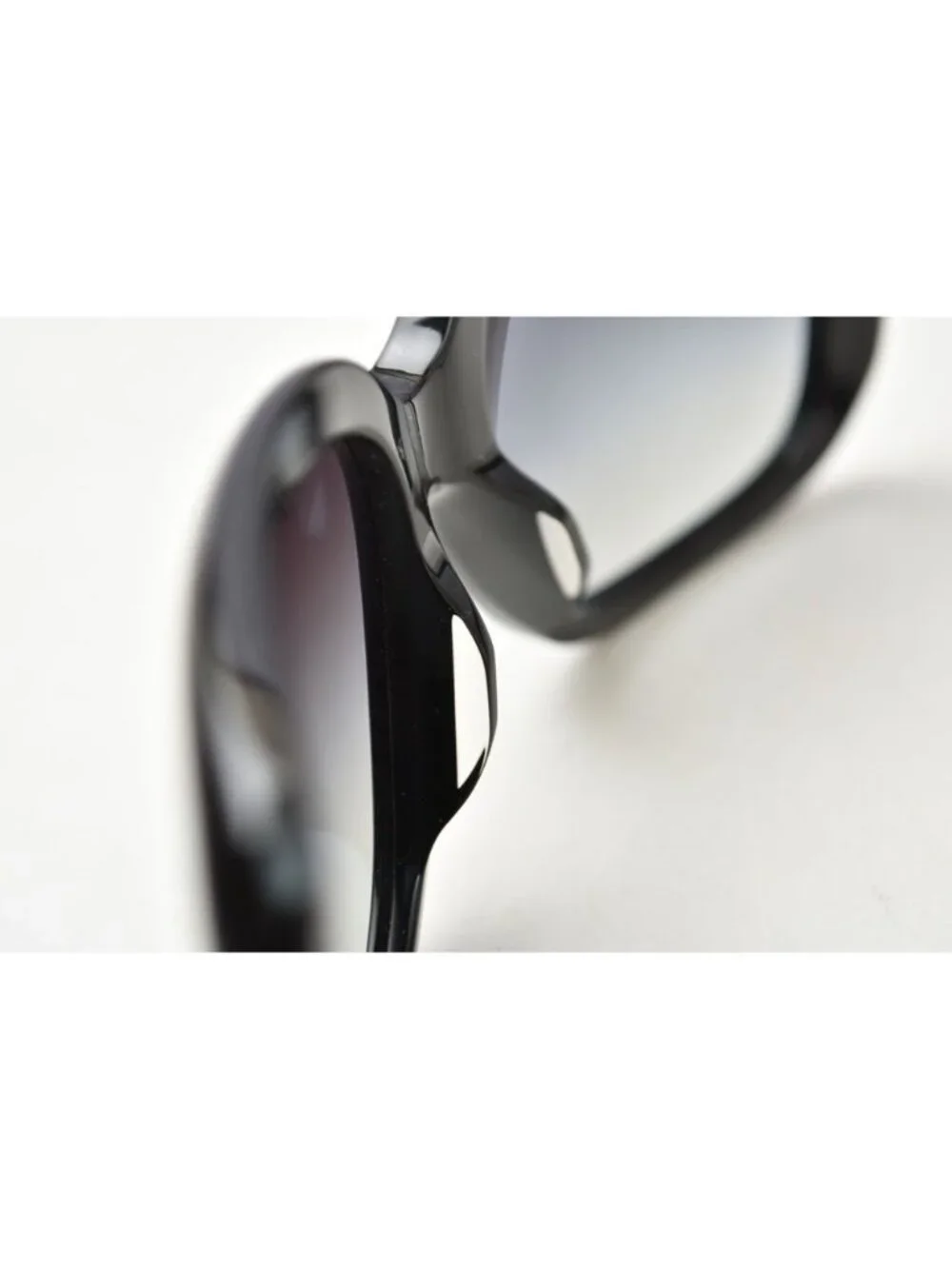 Chanel Sunglasses Eyewear CC Logo Ribbon Motif White Black Acetate